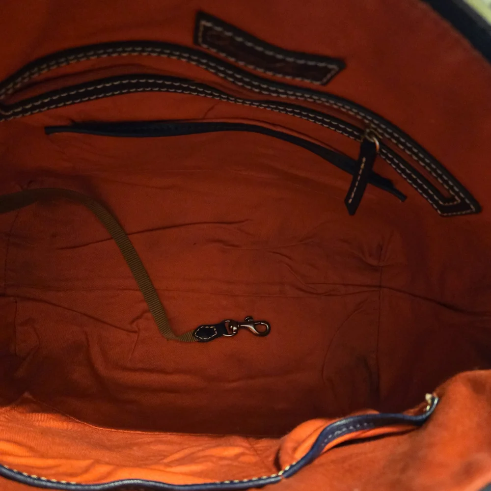 Dooney & Bourke Tan and Navy Tote Set